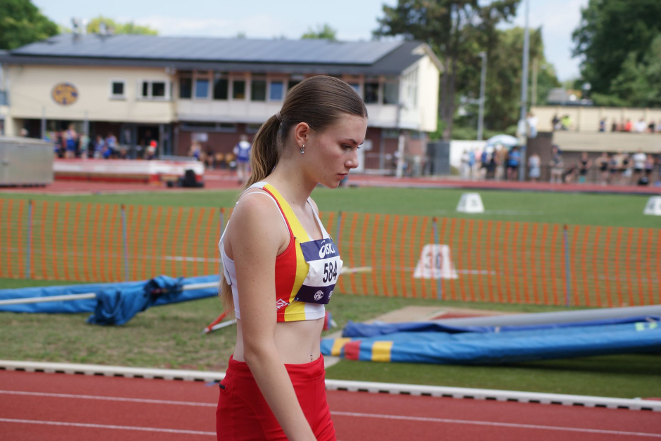 Concentratie bij Evie voor de 200m